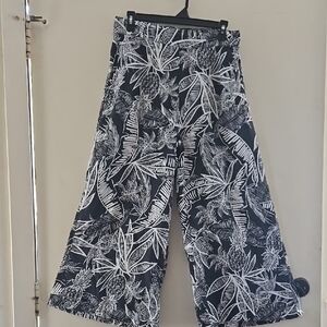 Christain Siriano Black and White Tropical Print Wide-Leg Pants Size Medium